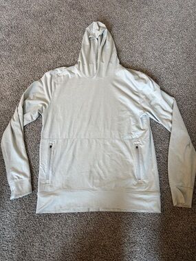 Vuori Strato Tech Light Gray Hoodie Pullover